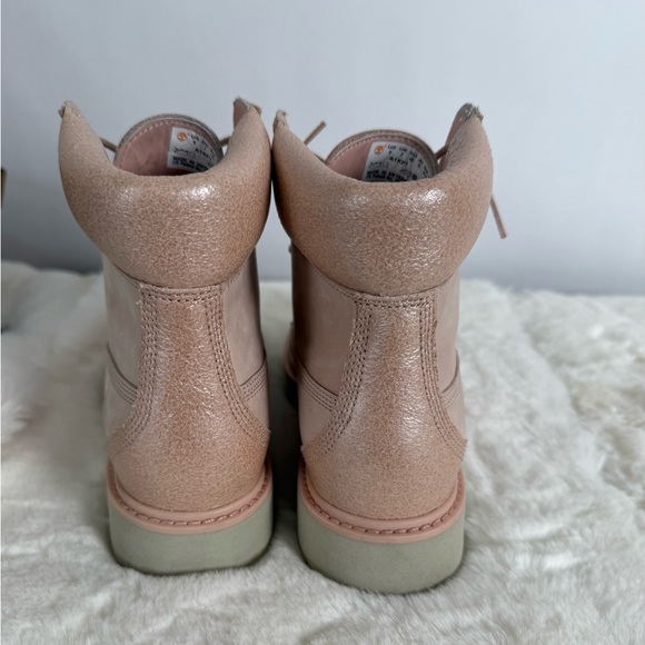 Timberland Women's soft pink Boots - Picture 5 of 5